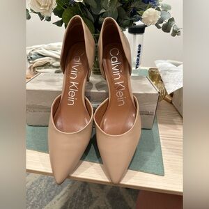 Calvin Klein Women's Tan D’Orsay Pumps